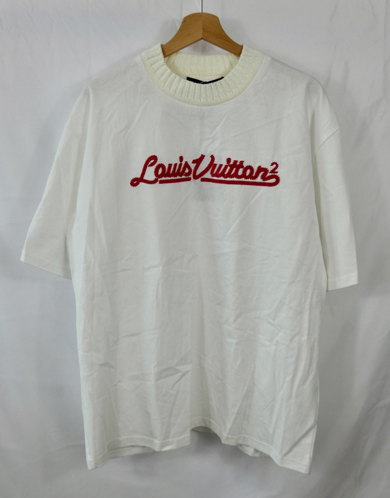 Louis Vuitton Script T-Shirt Red – Vorderansicht